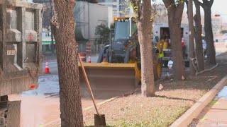 North Texas city crews faced with new problem in frigid weather Water main breaks [upl. by Elimay818]