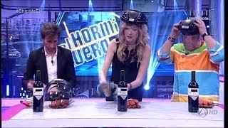 El Hormiguero  Anna Simon nos enseña cómo abrir botellas sin abridor [upl. by Mackler]