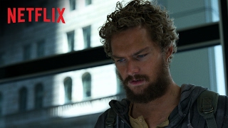 Marvel  Iron Fist  Tráiler oficial en ESPAÑOL  Netflix España [upl. by Adnorat]