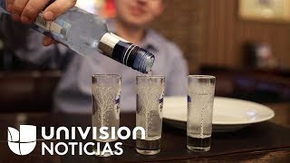 El vodka la bebida que ha acompañado a los rusos en tiempos de guerra y de paz [upl. by Anidal]