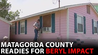 Tropical Storm Beryl to Texas Matagorda County residents prepare homes for impact [upl. by Schurman]