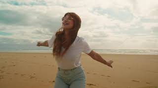 Margot Abate  Le tour du monde Clip officiel [upl. by Dahsra]