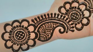 Easy Front hand flower henna design for beginners [upl. by Sibilla]