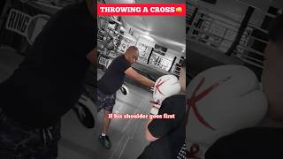 Throwing a cross 👊💪 shorts boxing [upl. by Nairrot]