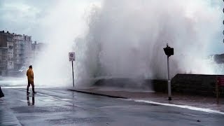 Grande Marée SaintMalo 2014 Feu dartifice façon mer Storm tide Sturmflut dfmalo8 [upl. by Agnella222]