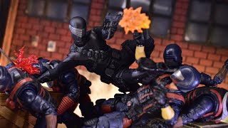 Mezco One12 Collective GI Joe SNAKEEYES [upl. by Habeh975]