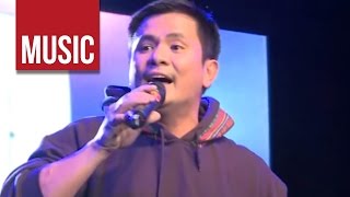 Ogie Alcasid  quotDito Sa Puso Koquot Live at OPM Means 2013 [upl. by Allan]