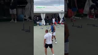 Matteo Berrettini gioca a calcio prima di Wimbledon [upl. by Mateo]