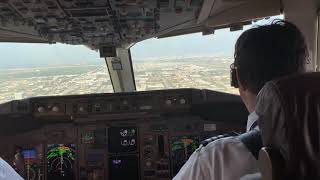 Boeing 767300 cockpit landing in Miami [upl. by Torrie]