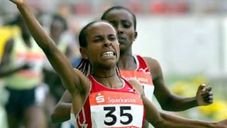 Ethiopian Meseret Defar Trumps Dibaba for Womens 5000m Victory Gold in London Olympics [upl. by Tekla]