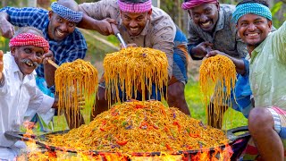 CHICKEN NOODLES  Chinese Hakka Chicken Noodles Recipe Cooking in Village  Chinese Street Food [upl. by Hsiwhem310]