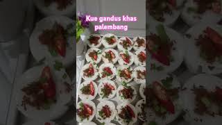 Kue gandus khas palembang [upl. by Eiramacissej]