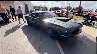 Mecum Kissimmee 2024 mecum driver ￼ having problem’s with mustang slips into reverse 😳 [upl. by Arodnap]