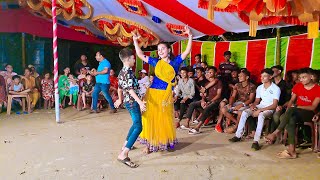 গ্রামের বিয়ে বাড়িতে উরাধুরা নাচ  Tinku Jiya Dj Song  Bangla New Wedding Dance Performance  MAhi [upl. by Reifnnej]