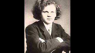 Wilhelm Backhaus plays Chopin Waltz in A flat Op 42 [upl. by Puri]