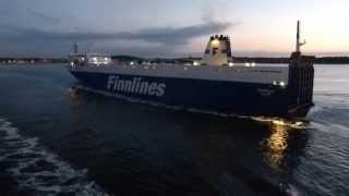 FINNPULP Fähre von Finnlines Vorbeifahrt [upl. by Hertzog]