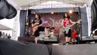 Beside  Dosa Adalah Sahabat  Live at Indramayu 2013 [upl. by Noeht]