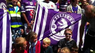 Beerschot flashmob  Fans en spelers verenigd [upl. by Mayhew]