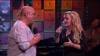 Samantha Steenwijk amp Paul de Leeuw  Ik Kan Echt Zonder Jou  RTL LATE NIGHT [upl. by Darwin]