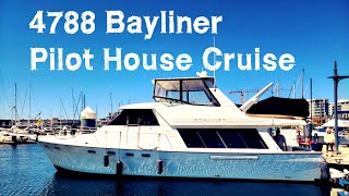 Bayliner 4788 Pilot House [upl. by Maryjo]