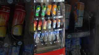 Manless drinks Machine at Airport [upl. by Aihseyk]