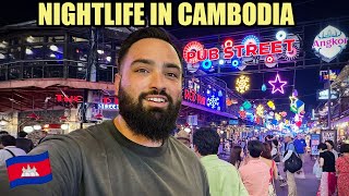 Crazy Nightlife in Siem Reap Cambodia 🇰🇭 [upl. by Crispen]