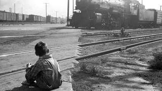 Fred McDowell Sidney Carter And Rose Hemphill  When The Train Comes Along [upl. by Neitsirk]