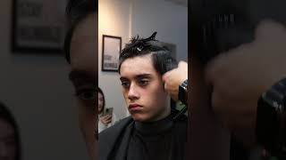 Taper Fade en tendencia🔥🔥 taperhaircut taperfade fade shortvideo shorts fypシ゚viral chile [upl. by Etteuqal]