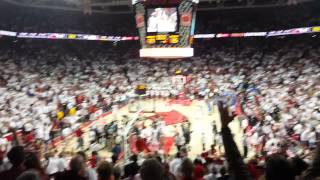 Michael Qualls Dunk at Buzzer as Arkansas beats Kentucky  2014 [upl. by Urbanna]