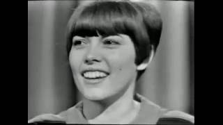 Mireille Mathieu LHymne à lamour 1966 [upl. by Elatan698]