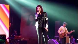 Sunidhi Chauhan Performing Live In KIET  Illegal Impressors [upl. by Assiluy]