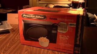 Microwave Proctor Silex 700W unboxing [upl. by Fauch]