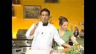 Palak Paneer Recipe 1  Traditional Indian Food  By VahChef  VahRehVahcom [upl. by Pitzer]