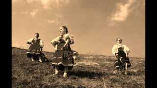 FS Poľana  Ked svitalo na doline Slovak Folk Song [upl. by Annayt]