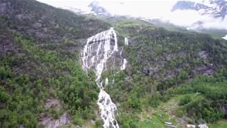 Fossefall i Hardanger Ã†dna og Fosso [upl. by Drahnreb167]