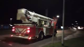 Brandweer Stadskanaal met spoed naar een brand woning schoorsteen in Zuiderdiep 2e Exloermond [upl. by Saire183]