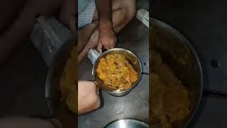 Hostel Chicken Making jugaad 😁✌🏼hostel hostellife chickenrecipe chicken easytomake tastyfood [upl. by Bor]