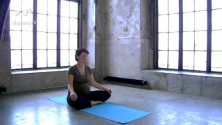 MammaTV  Babyverden  Gravid Yoga  Introduksjon 110 [upl. by Wymore328]