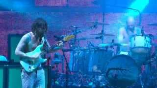 Biffy Clyro  Mountains  Live at the Isle of Wight Festival 2014 [upl. by Surbeck]