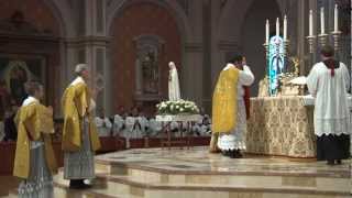 Solemn High Traditional Latin Mass Cathedral of the Blessed Sacrament Sacramento May 5 2012 HD [upl. by Cown]