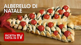 ALBERELLO DI NATALE DI PASTA SFOGLIA di Benedetta Rossi  Ricetta TV Fatto in Casa per Voi [upl. by Phenice]