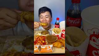 Jollibee 🤤 mukbang mukbangers asmr asmrsounds asmreating jollibee food eating [upl. by Illene658]