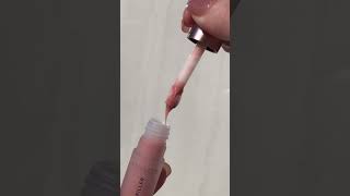 Plumping lip gloss 🔥 lipplumper plumplips lipgloss lipglosslover lipfiller makeupswatches [upl. by Laeira]