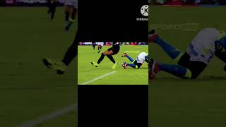 Art of defending football defender defense trending viral shorts [upl. by Esdras]