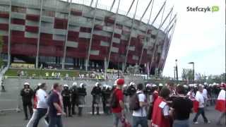 Przemarsz rosyjskich kibiców na Stadion Narodowy [upl. by Cirilo489]