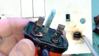 Overheated Plug and Damaged Socket Outlet [upl. by Alroi]