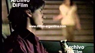 DiFilm  Publicidad Chocolate Rocklets de Arcor 2004 [upl. by Silrak]