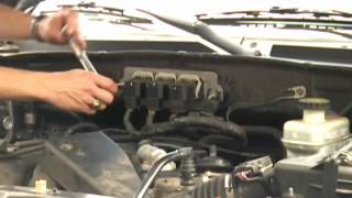 How To Remove And Repair A 2005 2006 Ford Escape Mazda Tribute Mercury Mariner PCM [upl. by Grant]