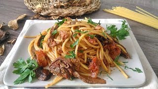 Spaghetti con porcini secchi e tonno  Spaghetti with porcini mushrooms and tuna [upl. by Mesics]