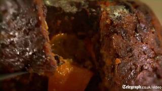 How to make Heston Blumenthals Christmas pudding [upl. by Atinat281]